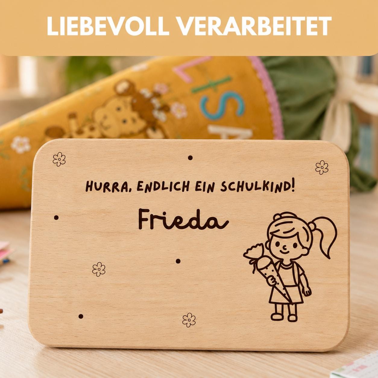 Personalisiertes Frühstücksbrettchen zur Einschulung mit Name, Holzbrettchen mit Wunschgravur, Geschenk zur Einschulung